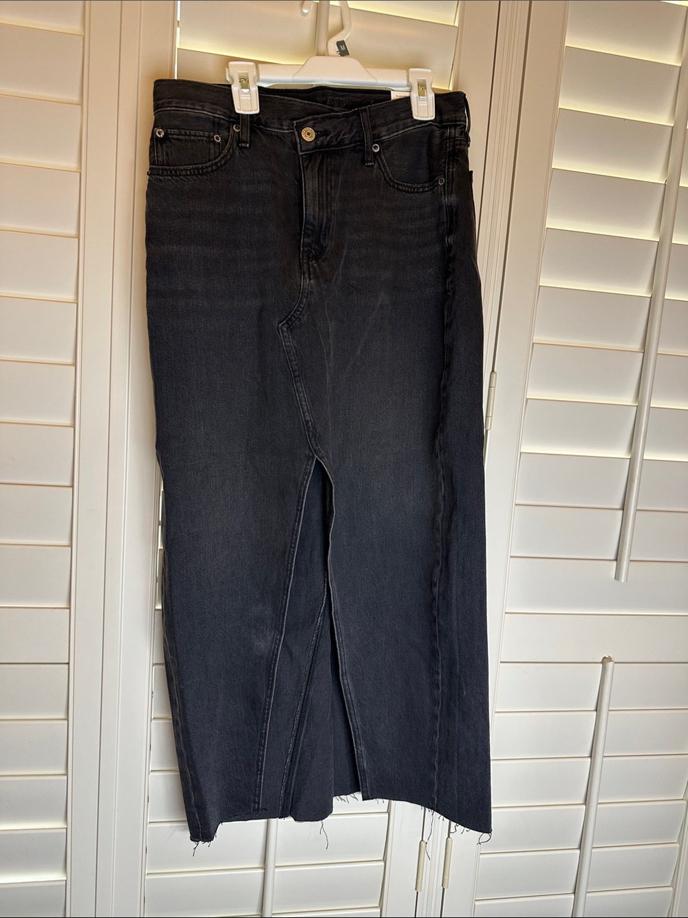 American Eagle Outfitters Black High-Rise Denim Skirt